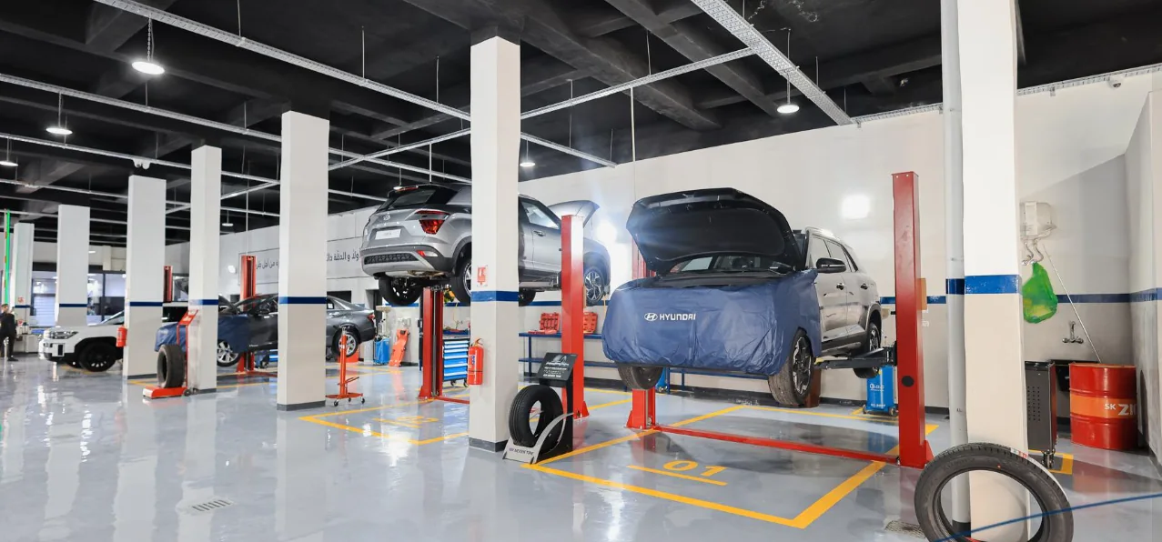 Periodic maintenance at Hyundai service center