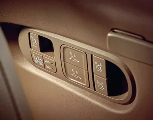 Interior 8